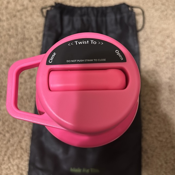 Brümate Rotera 35oz. Neon pink color - Picture 2 of 4